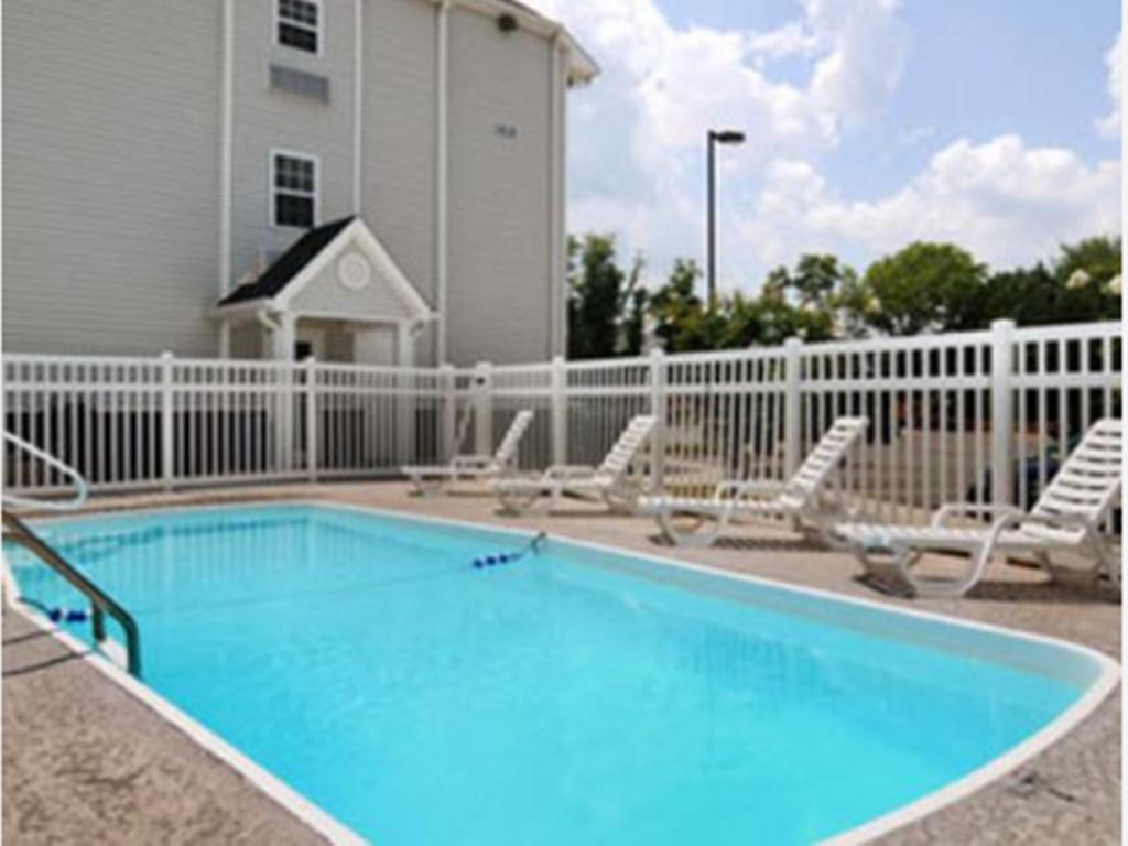 Microtel Inn & Suites Huntsville Facilities photo